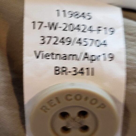 REI Co-op Pants Women’s Relaxed Convertible Size 16 Petite Khaki Stretch Cargo - Picture 16 of 16